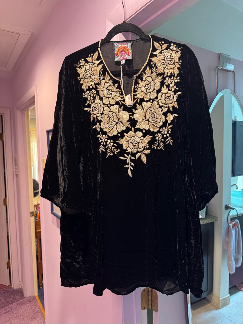 NWT!! Johnny Was Size L Embroidered Velvet Tunic Top - Black with Gold Floral